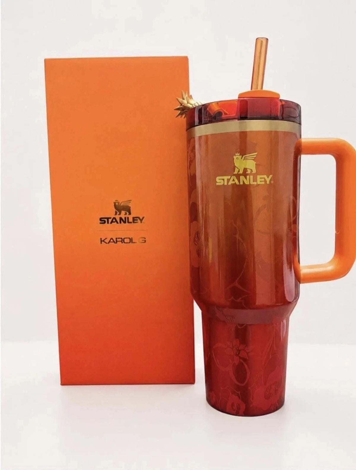Stanley x KAROL G Flor 30oz Quencher Tumbler